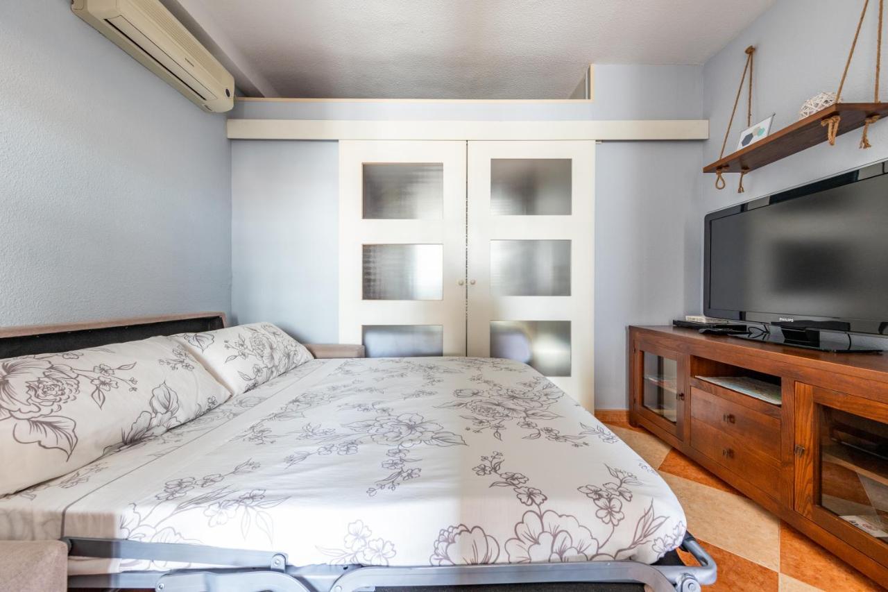 Apartamento Daniel 贝纳尔马德纳 外观 照片