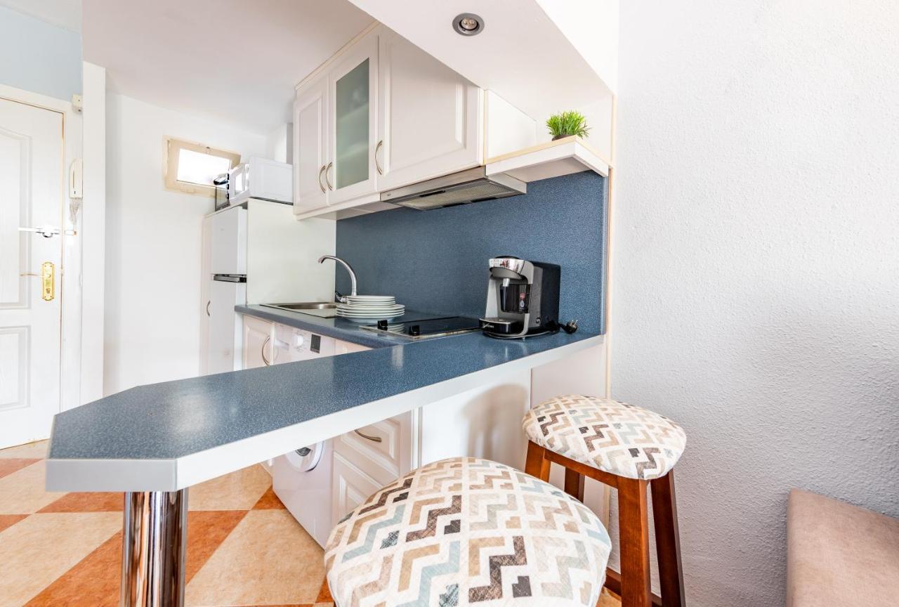 Apartamento Daniel 贝纳尔马德纳 外观 照片